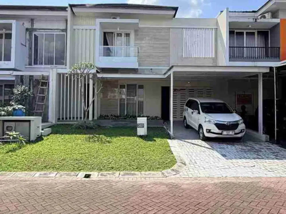RUMAH MEWAH 2 LANTAI ISTIMEWA DALAM PERUMAHAN ELITE ONE GATE SYSTEM DI JALAN KALIURANG KM.9