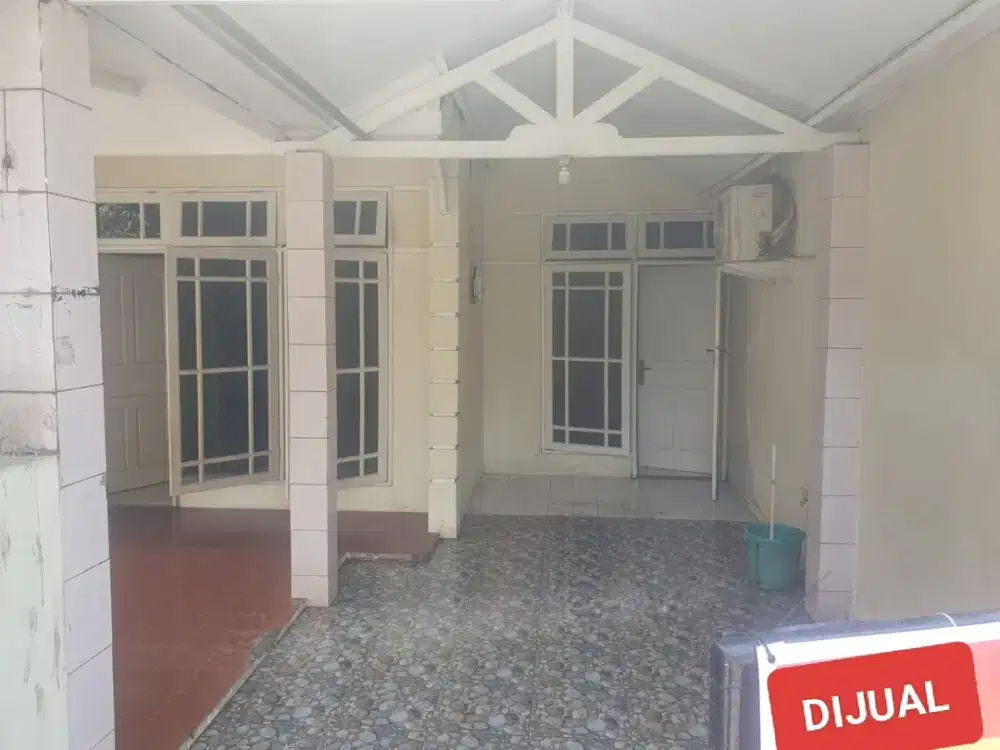 DIJUAL MURAH RUMAH SECOND DI HARAPAN INDAH BEKASI