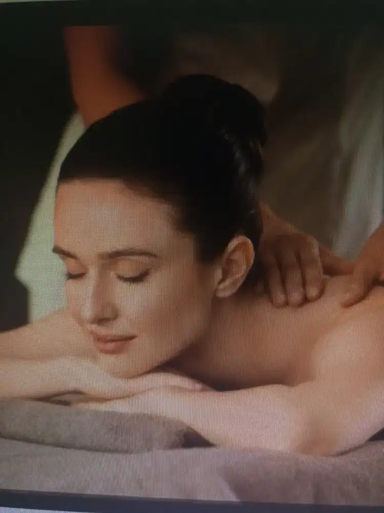 Dicari terapis pijat keluarga