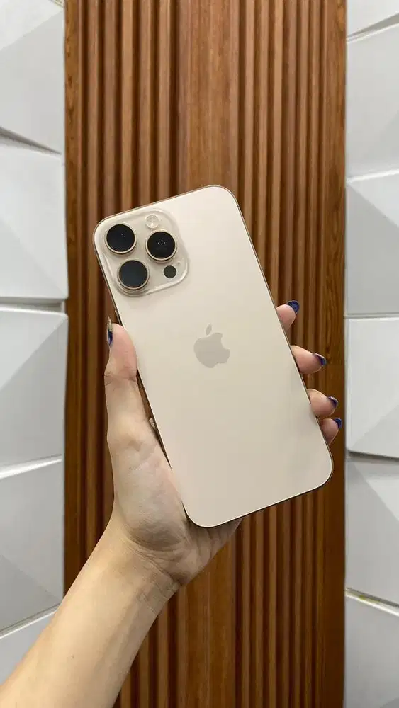 Second iphone 16 promax 256gb gold