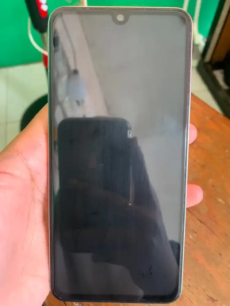 Handphone Vivo V25E