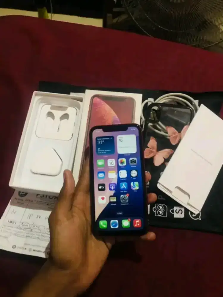 iphone xr al operator 128gb