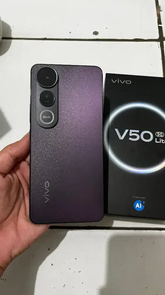 Vivo v50 lite 5g 8+8/256