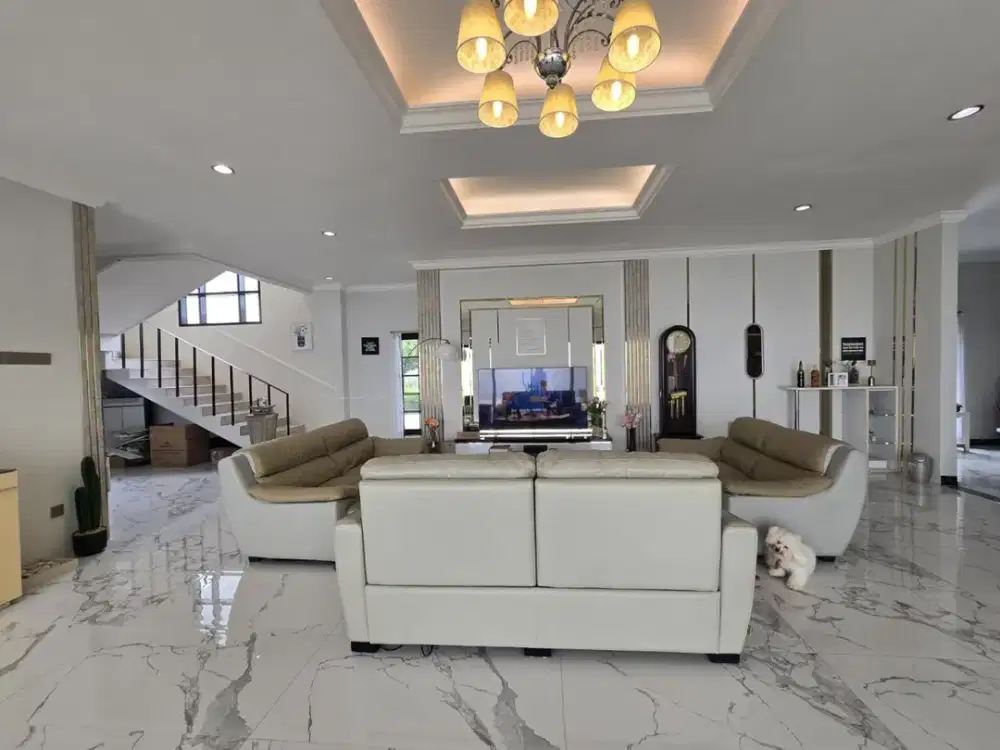 Rumah American Style 2 Lantai Komplek Gegerkalong Permai Minimalis Modern