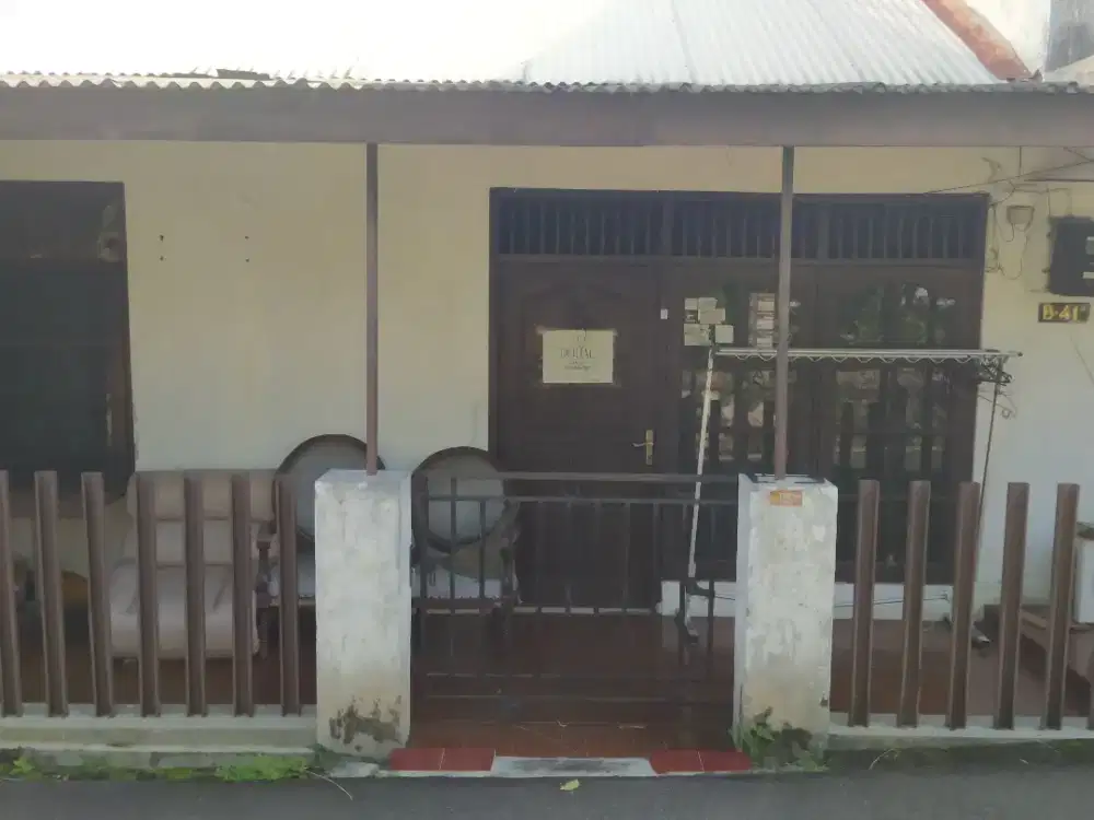 Dijual Rumah lama 2Lt, 2KM, 2KM di daerah Sampangan Baru Kota Semarang