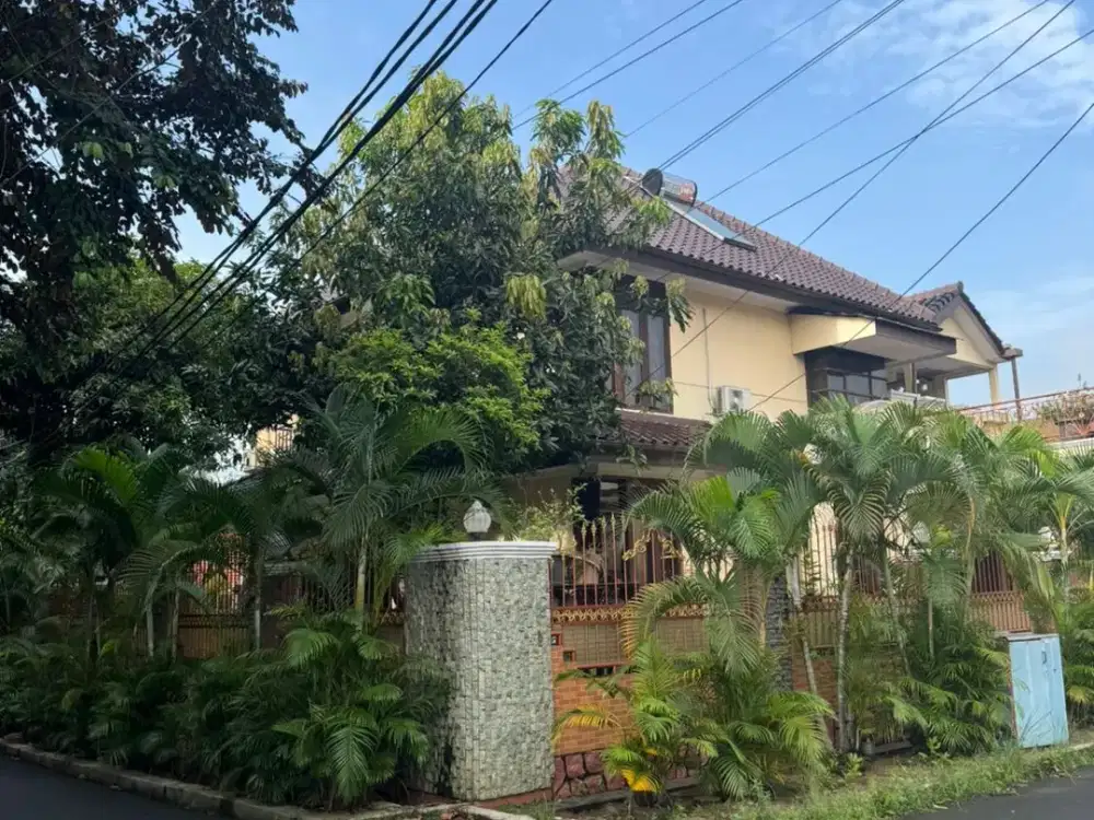 Rumah Mewah 2 Lantai Posisi Hook di Duren Sawit, Jakarta Timur