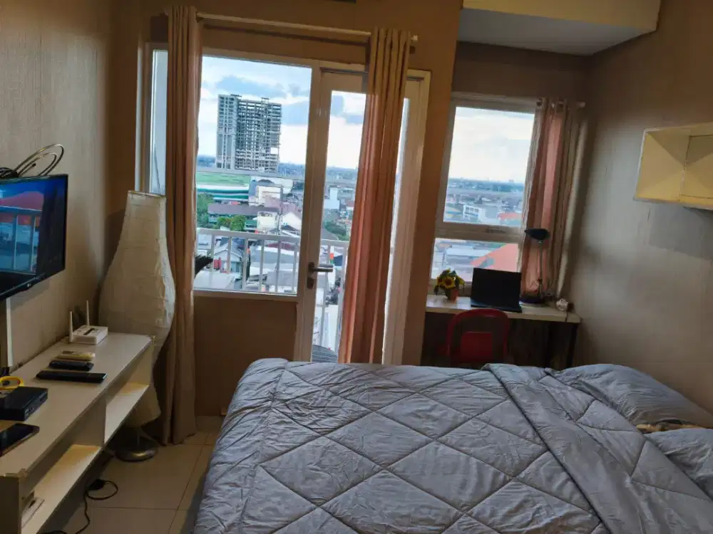 Studio Apartemen Dekat LRT Cikunir 1