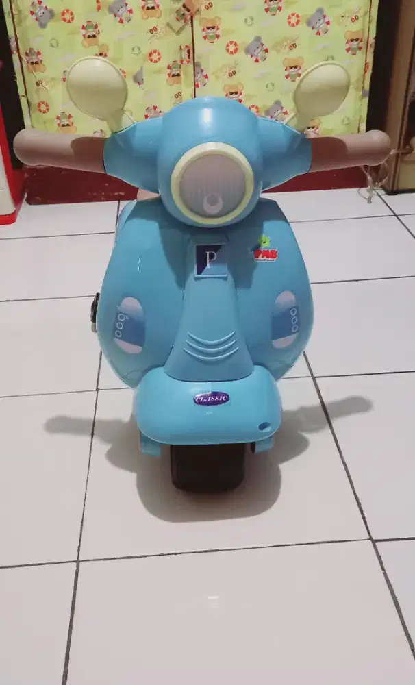 Vespa Anak Dorong PMB Classic Biru Muda + Roda Bantu & Klakson Bunyi