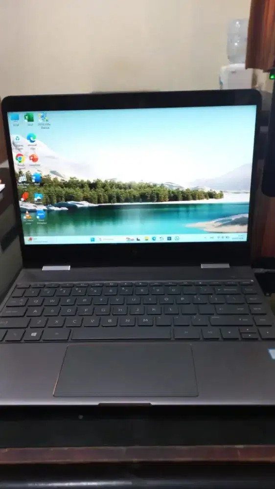 LAPTOP MERK HP SPEKTRE X360 RAM 16GB SSD 512 GB