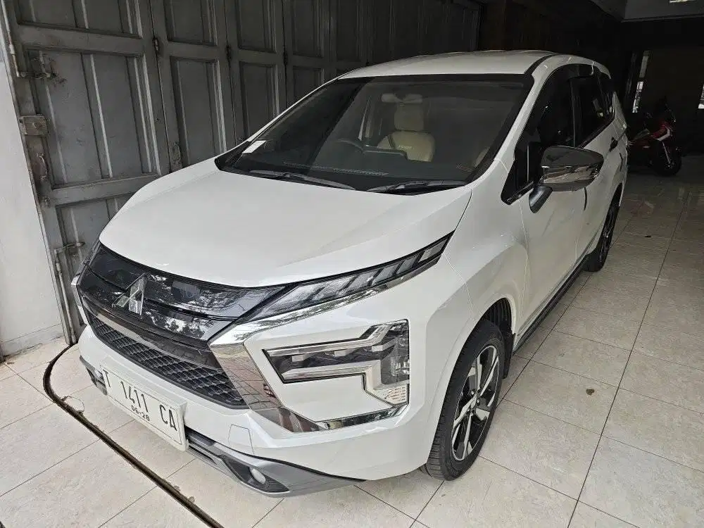 Mitsubishi Xpander 1.5 ultimate at 2023 putih mutiara, km 13rb, recore