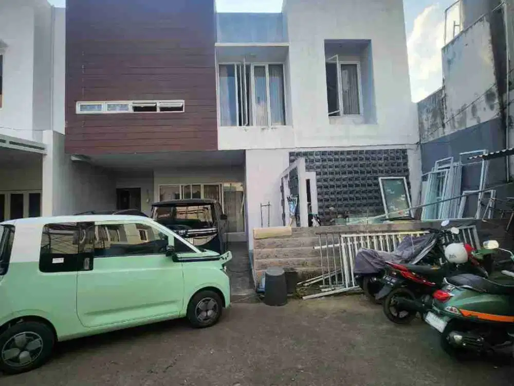 rumah dalam town house