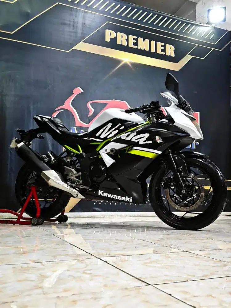 Like new Kawasaki Ninja 250 FI RR Mono tahun 2020 odo 6rb