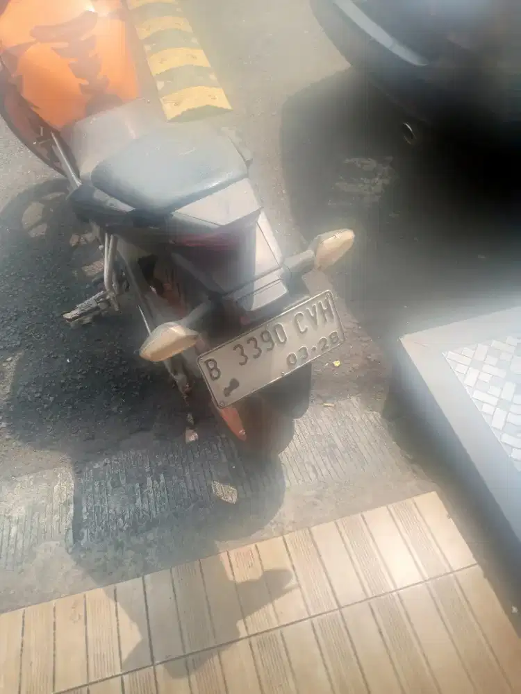 honda cbr 150 repsol