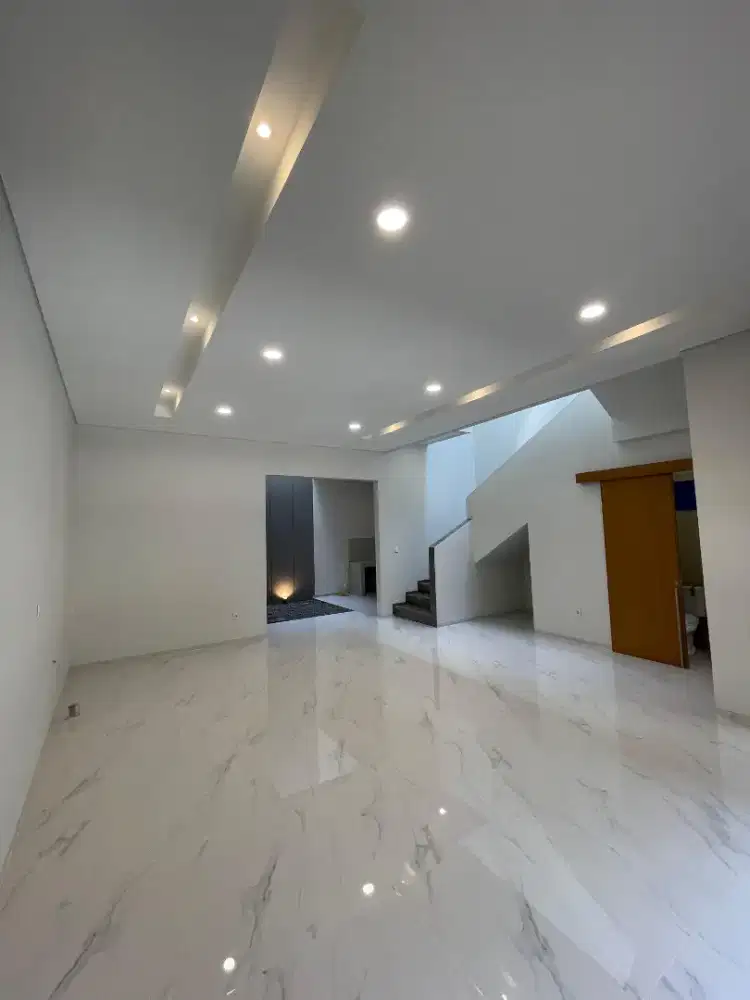 RUMAH BANGUNAN BARU MODERN MINIMALIS DALAM KOMPLEK SETRA DUTA BANDUNG