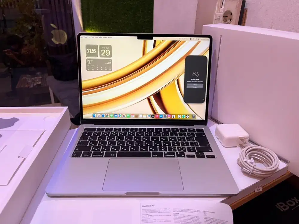 Macbook Air M2 13.6 inch 8GB/256GB SSD Fullset Original