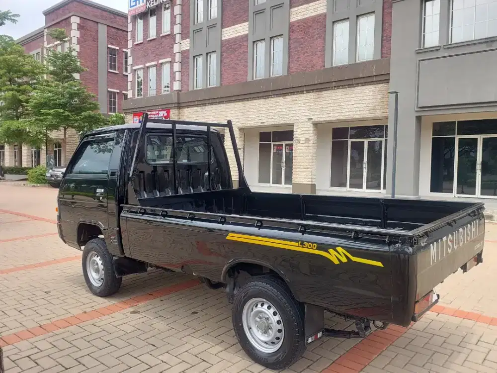Mitsubishi L300 PickUp Euro4 2023 Akhir/R/T/JVC/FanCooler/STNKKirHidup
