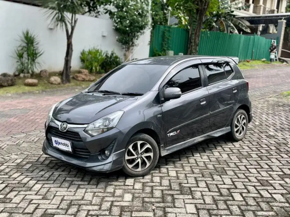 DP Rendah Toyota Agya 1.2 G TRD Sportivo Bensin-AT 2020 Abu-abu BRB