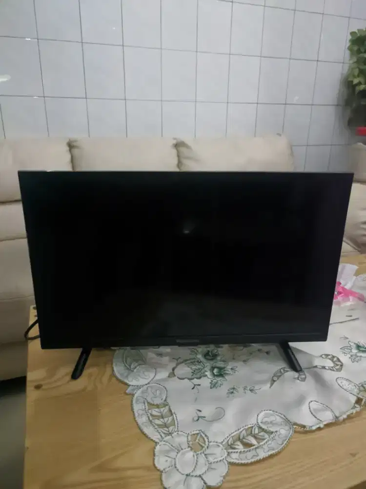 TV Monitor Panasonic 22 Inch