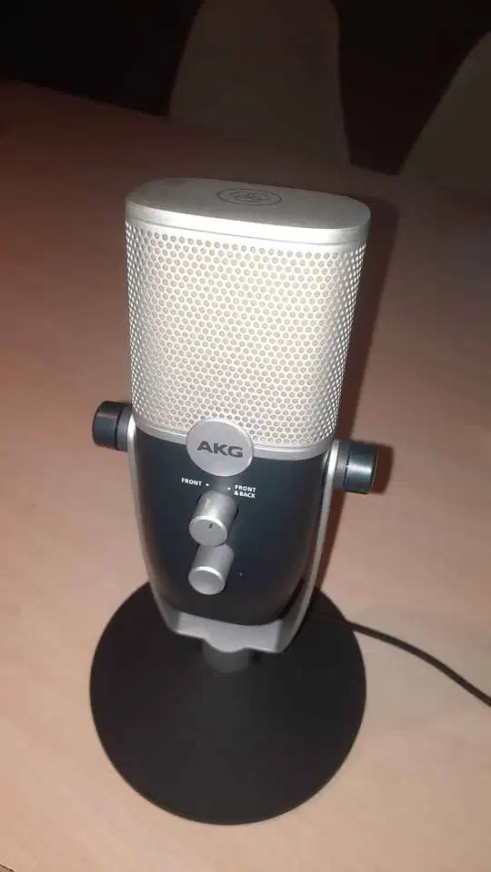 AKG Ara C22 Mic Condensor USB Good Condition No Box