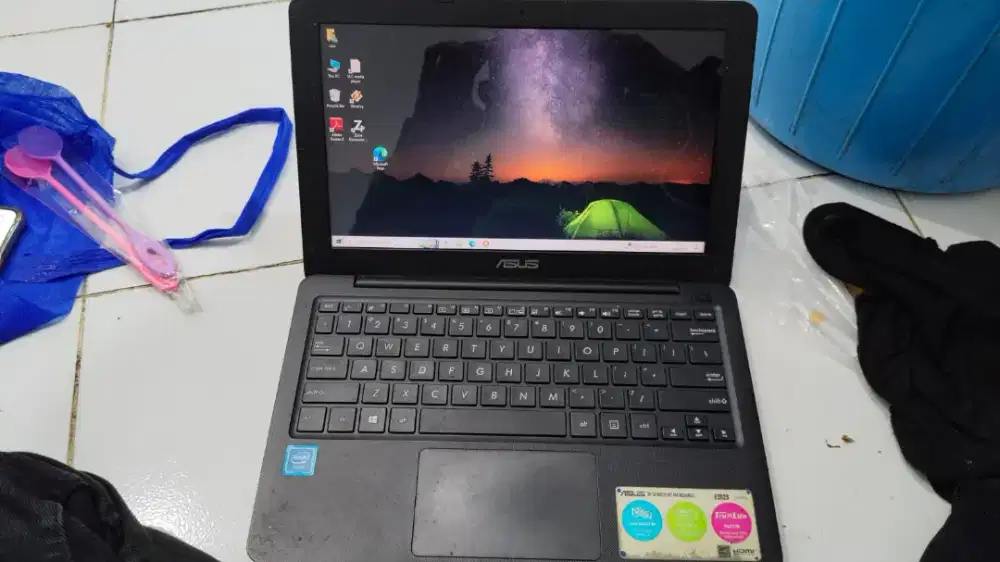 Asus E202S - RAM 2GB