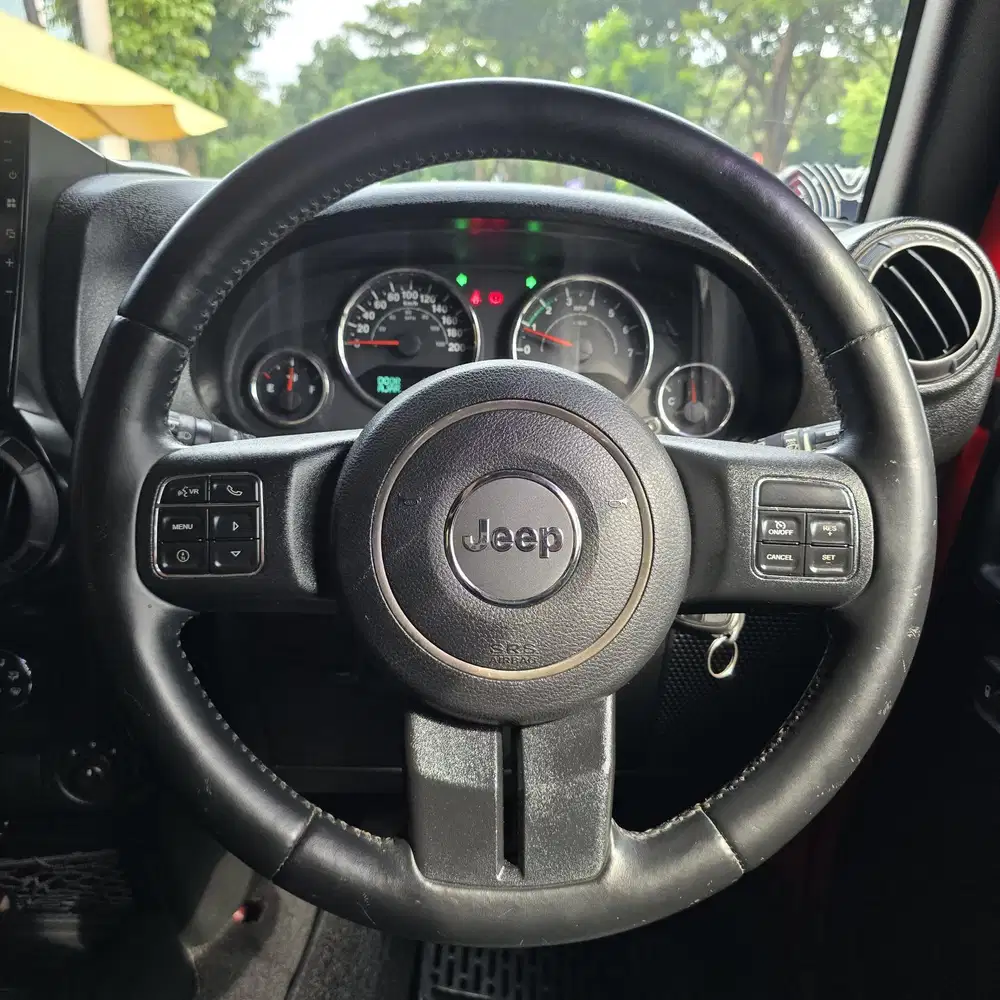 Jeep Wrangler 2015 Bensin