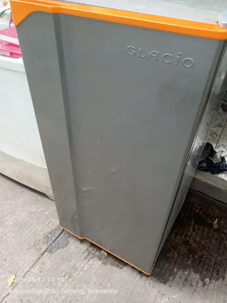 Kulkas glacio 1pintu ORI normal blm servic siap pakai blm diserivic