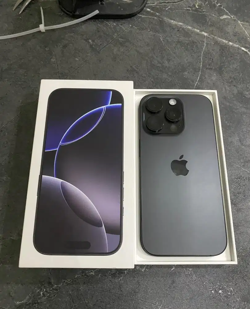 IPHONE 16 pro 256 iBox