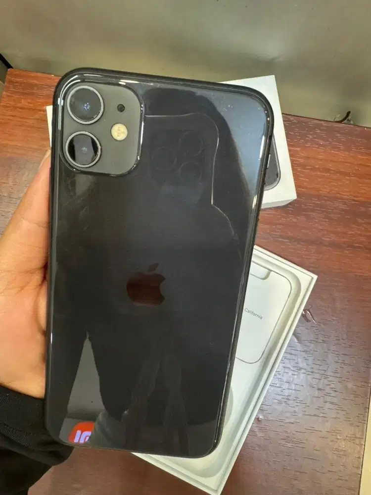 iPhone 11 128GB Black Ex iBox BH 100% lengkap