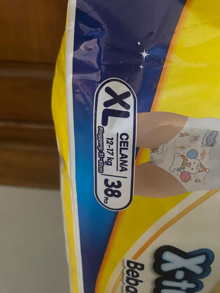 Mamypoko Pampers XL 38