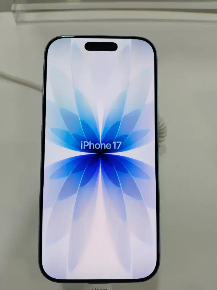 READY Iphone 17 256GB Mistblue dengan promo Potongan 2x Cicilan