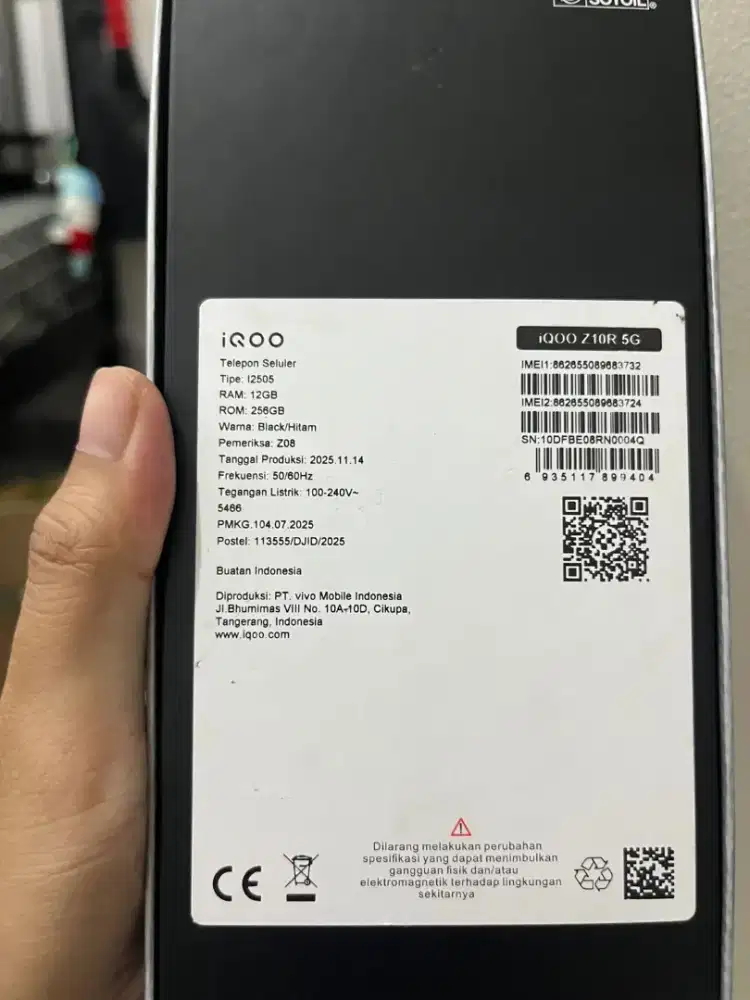 IQOO Z10R 12/256 Black (type tertinggi)