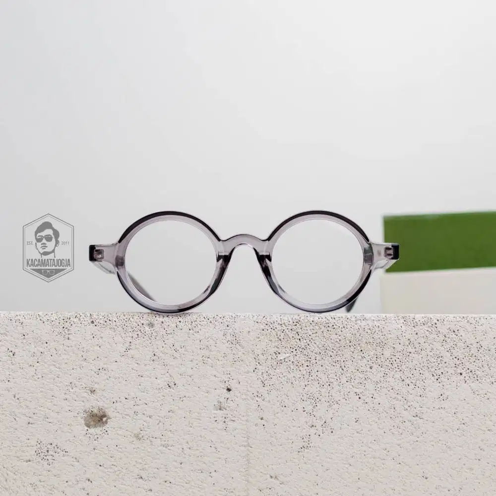 Kacamata Jogja - Kacamata Bulat Keren Tangkai Pegas - Haira 03