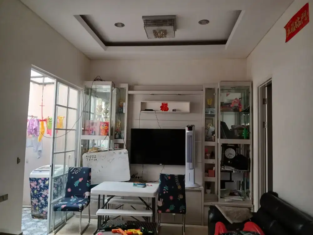 Dijual Rumah Bagus Di Cluster Ozone Residence, Veteran Jakarta Selatan