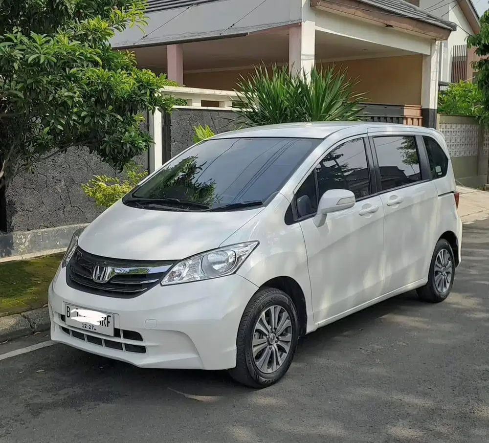 Honda Freed PSD 2012