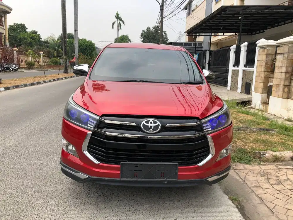 Toyota Innova Venturer Bensin 2019