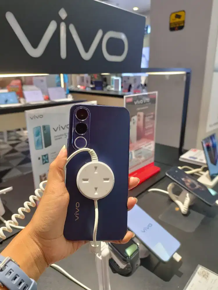 VIVO V70FE Ram 8Gb 256Gb Bisa Cicilan Bunga 0,99%