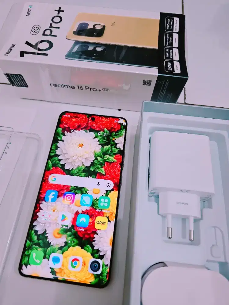 Realme 16 Pro Plus 5G 12/512 Fulset Ori Garansi Bulan 3 2027