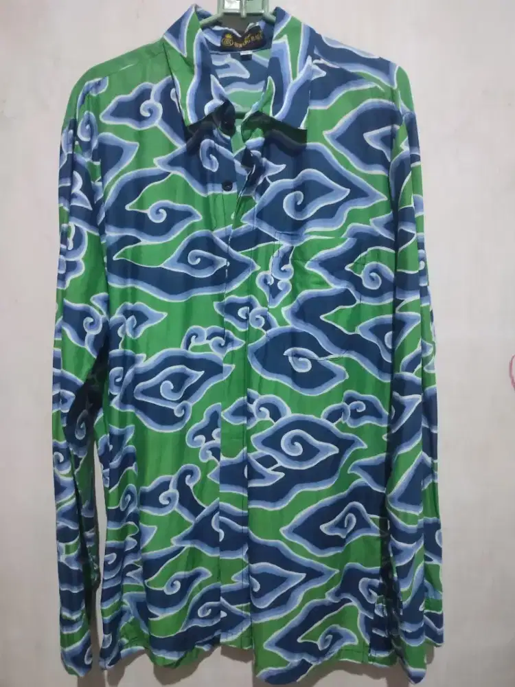 Kemeja batik pria