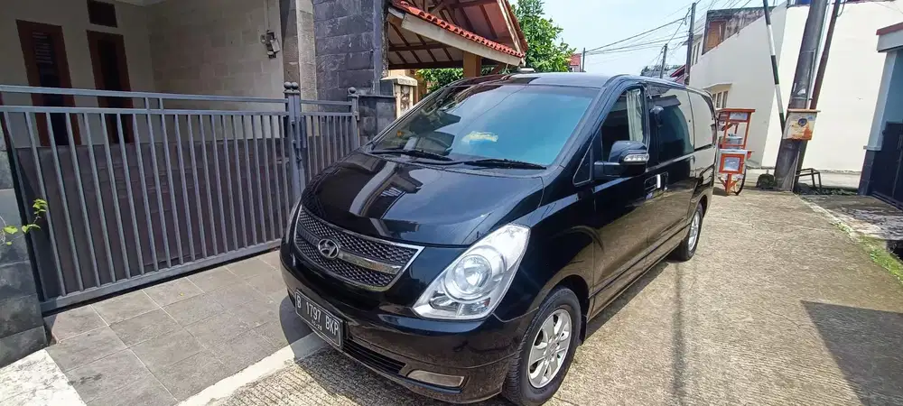 Hyundai H-1 2010 Diesel
