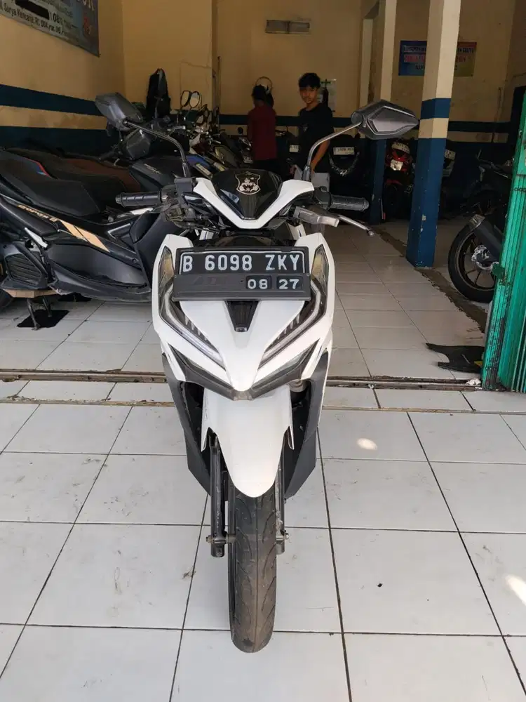 [#] dijual honda vario 125 led new 2019 surat lengkap