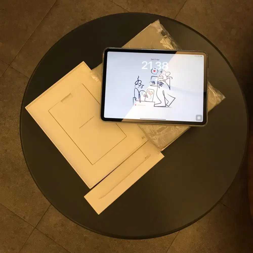 Ipad Pro M1 13 inch OLED 120Hz + Apple Pencil & Keyboard