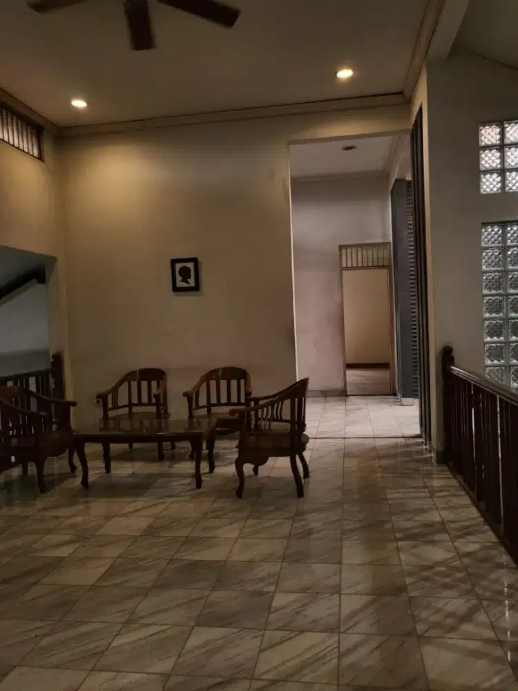 JUAL SET 4 KURSI 1 MEJA JATI