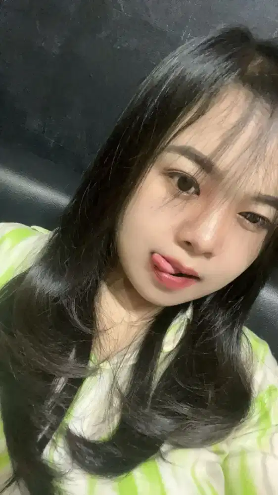 Mencari kerja sebagai admin yang ada mess