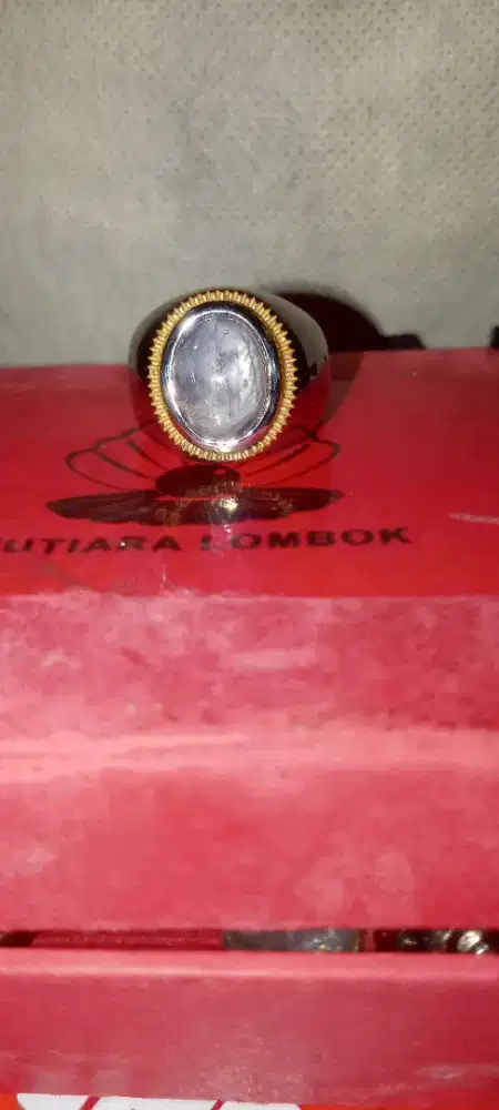 Jual BUTUH Batu Black Safir (NEGO)