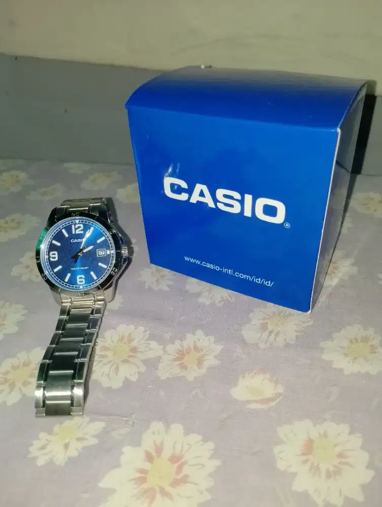 Jam tangan Casio