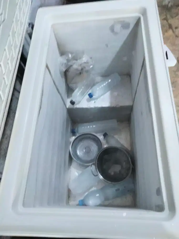 FREZER BOX 220LITER ( SHARP )