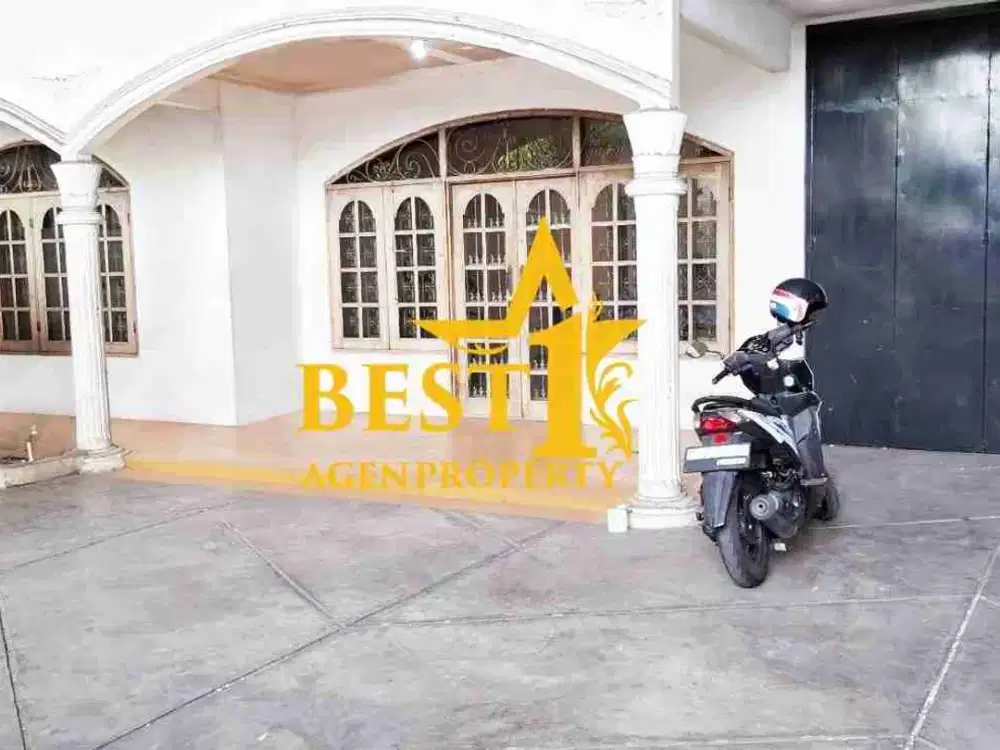 Murah!! Gedung Bagus Strategis di Kb Jeruk Jakarta Barat