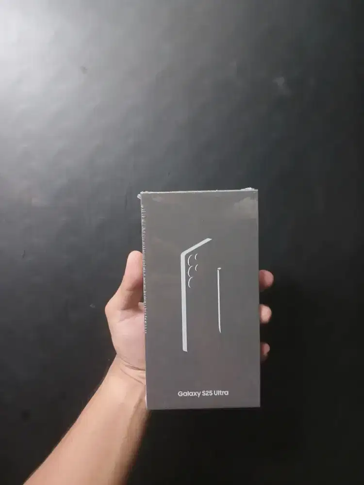 GALAXY S25 ULTRA 12/256GB. CASHBACK 2 JUTA + SPEAKER IT