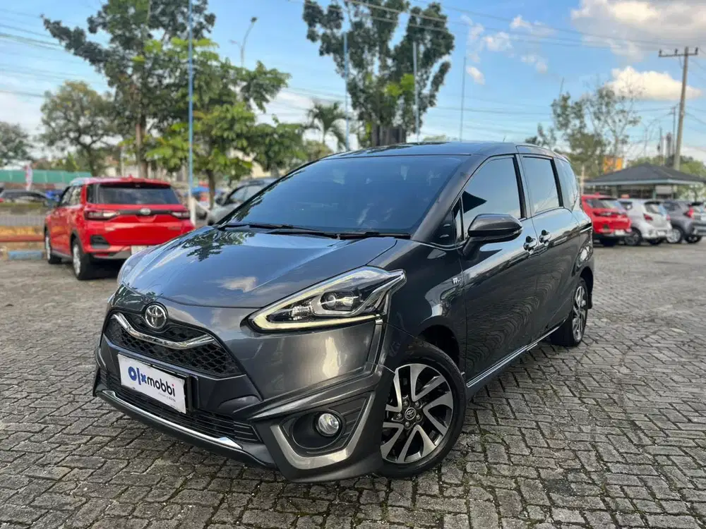 Toyota Sienta 1.5 Q Bensin AT 2021 - ARZ