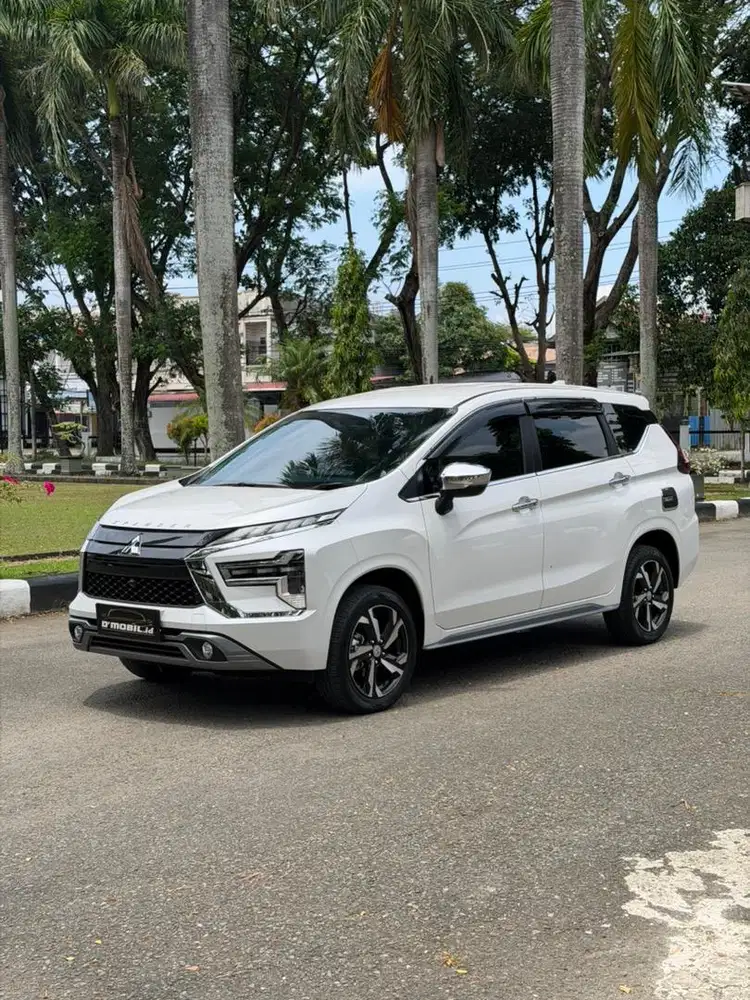 MITSUBISHI XPANDER ULTIMATE 2024